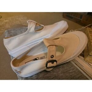 VANS Mary Jane Style 93 Shoe Classic Sz 6.5 Off White Chunky Lug Sole NEW